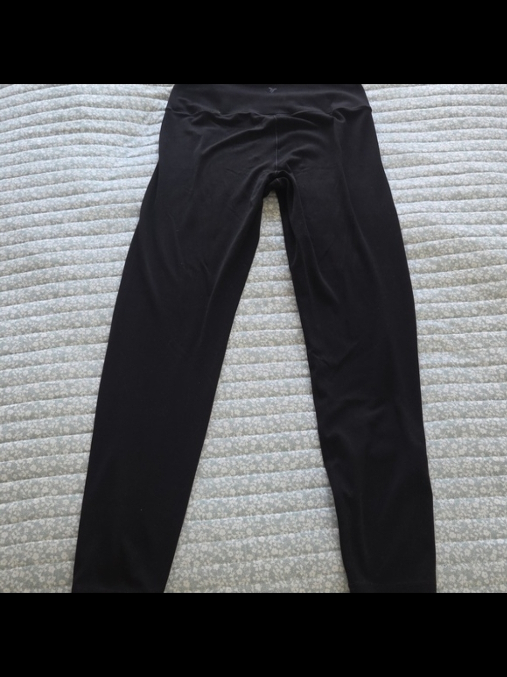 4-Pack Old Navy Studio Smooth 7/8 Leggings- Black, Navy, Brown, Olive - Picture 10 of 16